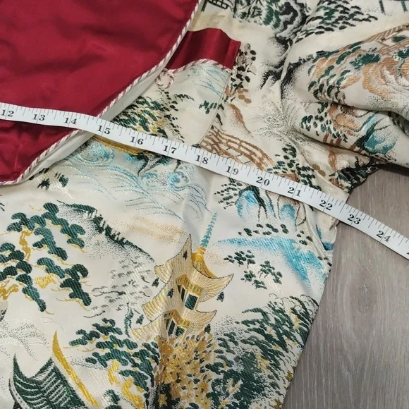 Vintage Japanese Smoking Jacket - Picture 17 of 17